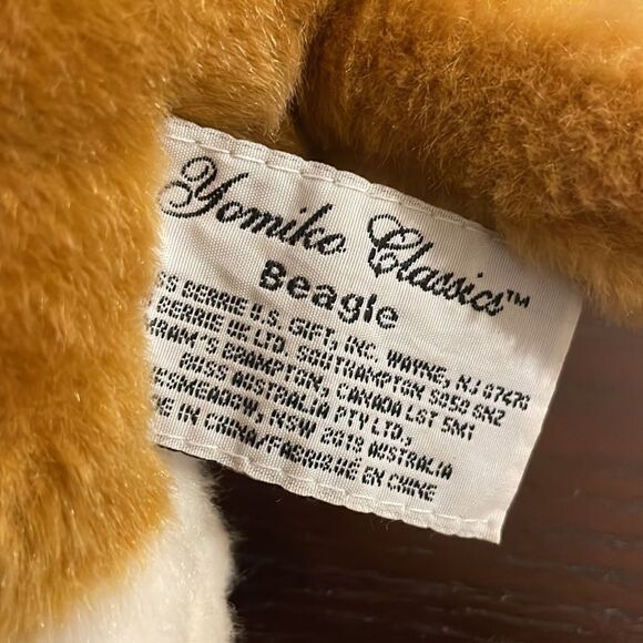 Russ Berrie Yomiko Classics Plush Brown Black & White Beagle Plush Toy Dog 12” - Picture 4 of 8